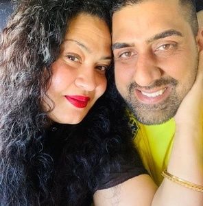 Meet your Posher, Raquel